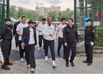 北京外国语大学保安队圆满完成学校运动会及球星马布里安保工作